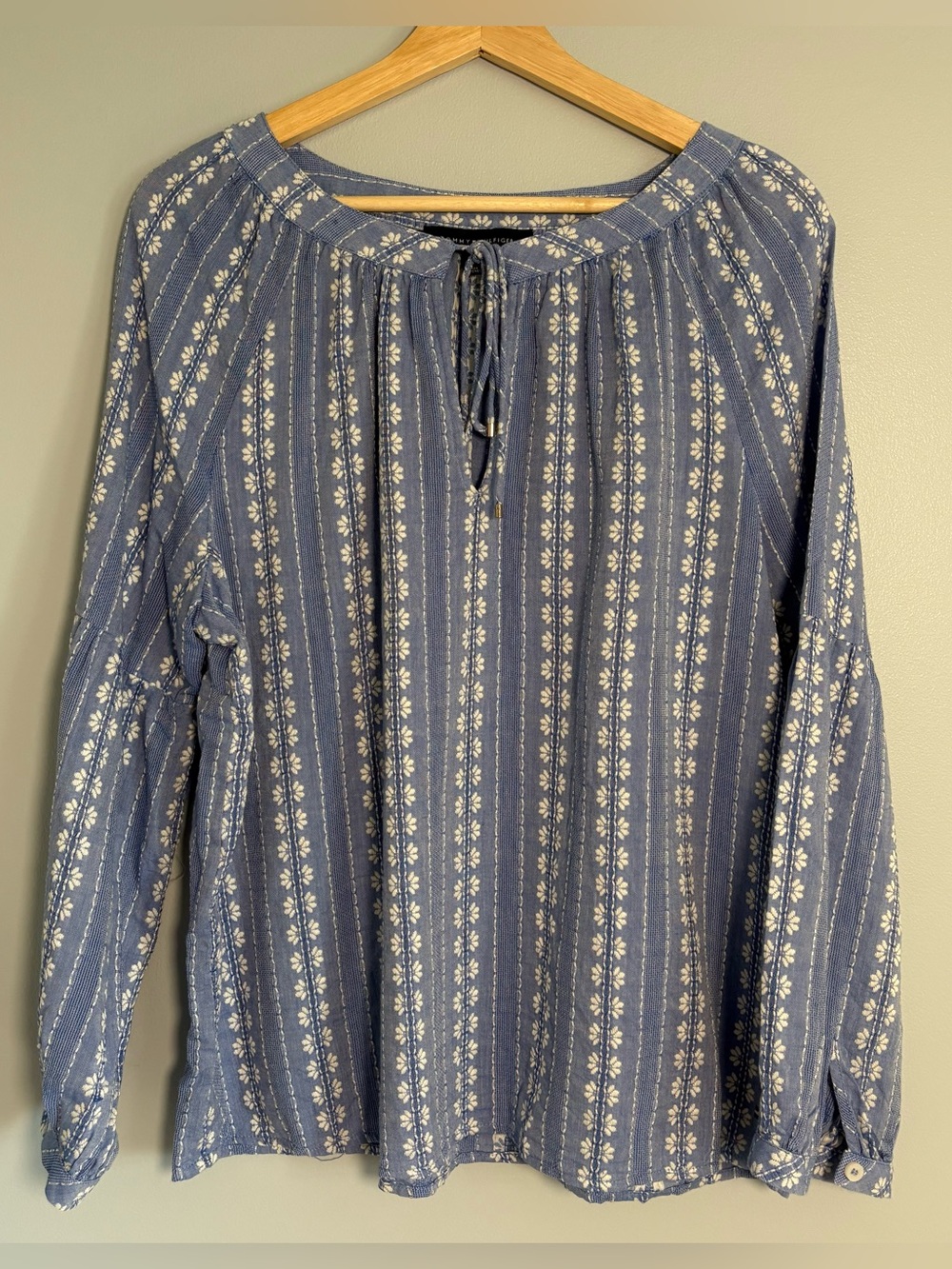 Tommy Hilfiger Blue Floral Boho Peasant Blouse – Women’s Long Sleeve | Size L